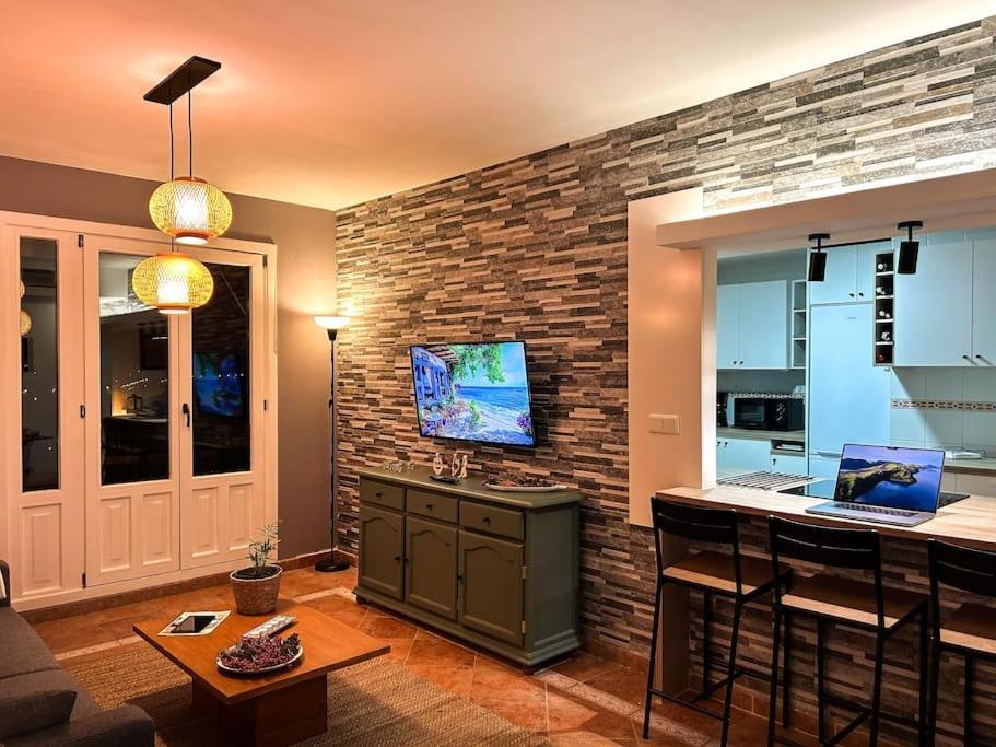 Modern Duplex With Bbq Rooftop